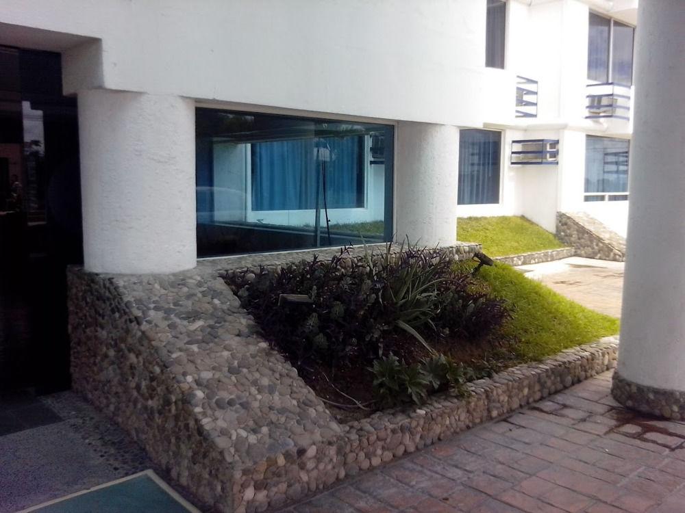 Oyo Hotel Casa Blanca Martínez de La Torre Exterior foto